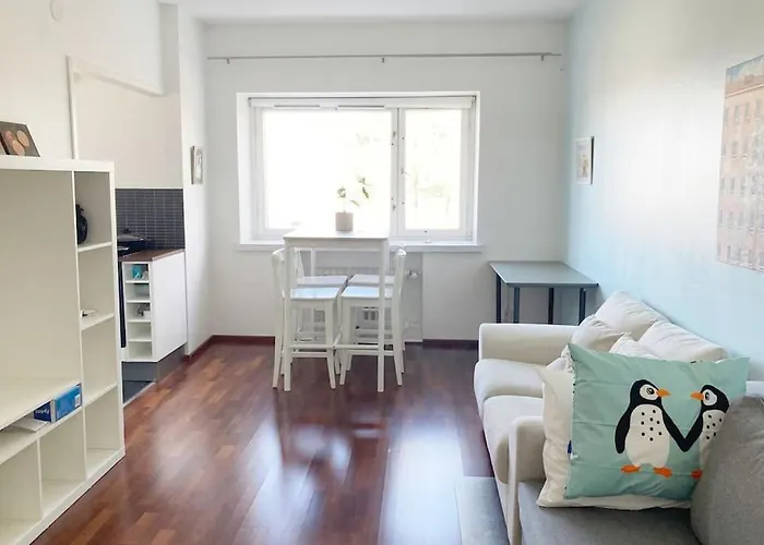 Scenic Apartment Close To Nature In Helsinki